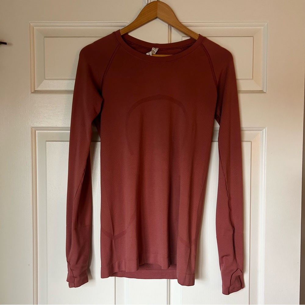 Women’s Lululemon Swiftly tech longsleeve